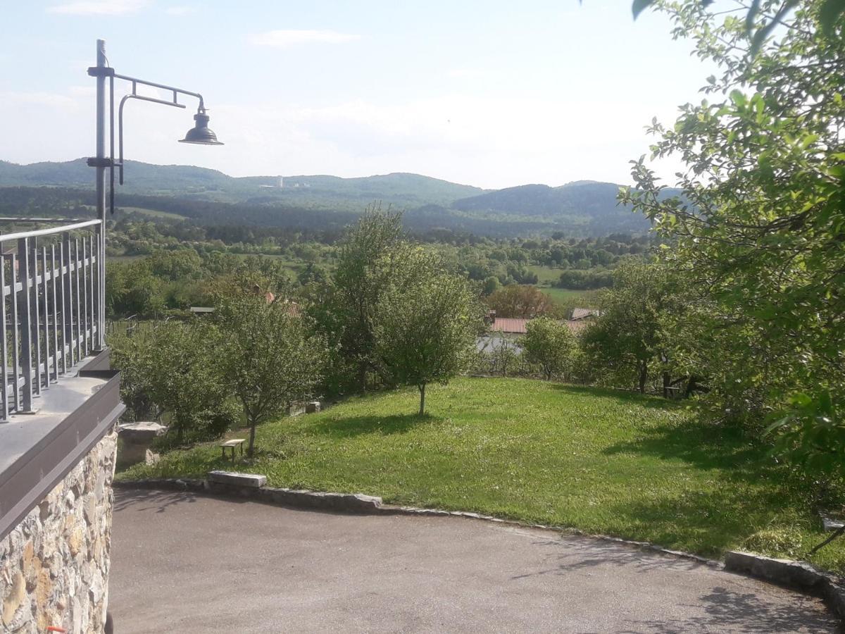 Apartma Oddih Dutovlje Dış mekan fotoğraf