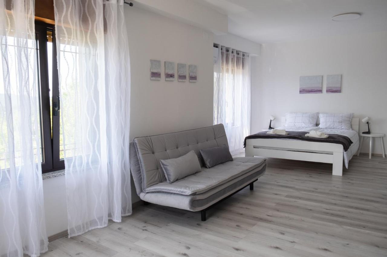 Apartma Oddih Dutovlje Dış mekan fotoğraf